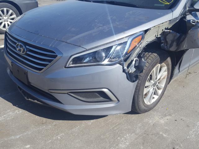 Photo 8 VIN: 5NPE24AF2HH531645 - HYUNDAI SONATA SE 