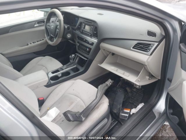 Photo 4 VIN: 5NPE24AF2HH548767 - HYUNDAI SONATA 