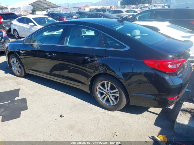 Photo 2 VIN: 5NPE24AF2HH550826 - HYUNDAI SONATA 