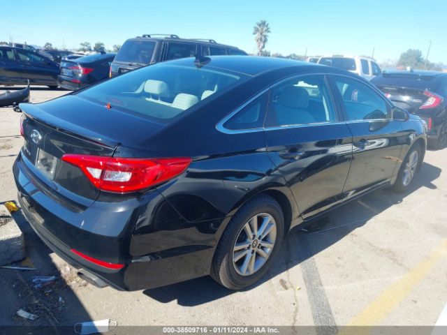 Photo 3 VIN: 5NPE24AF2HH550826 - HYUNDAI SONATA 