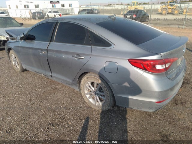 Photo 2 VIN: 5NPE24AF2HH557307 - HYUNDAI SONATA 