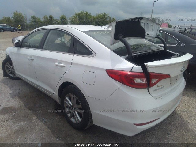 Photo 2 VIN: 5NPE24AF2HH557338 - HYUNDAI SONATA 