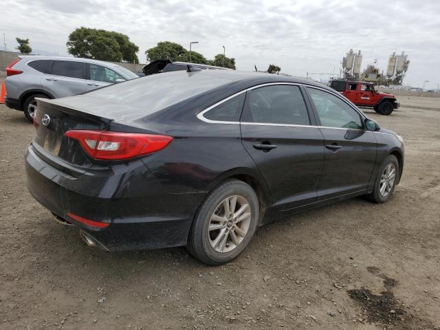 Photo 2 VIN: 5NPE24AF2HH562491 - HYUNDAI SONATA SE 