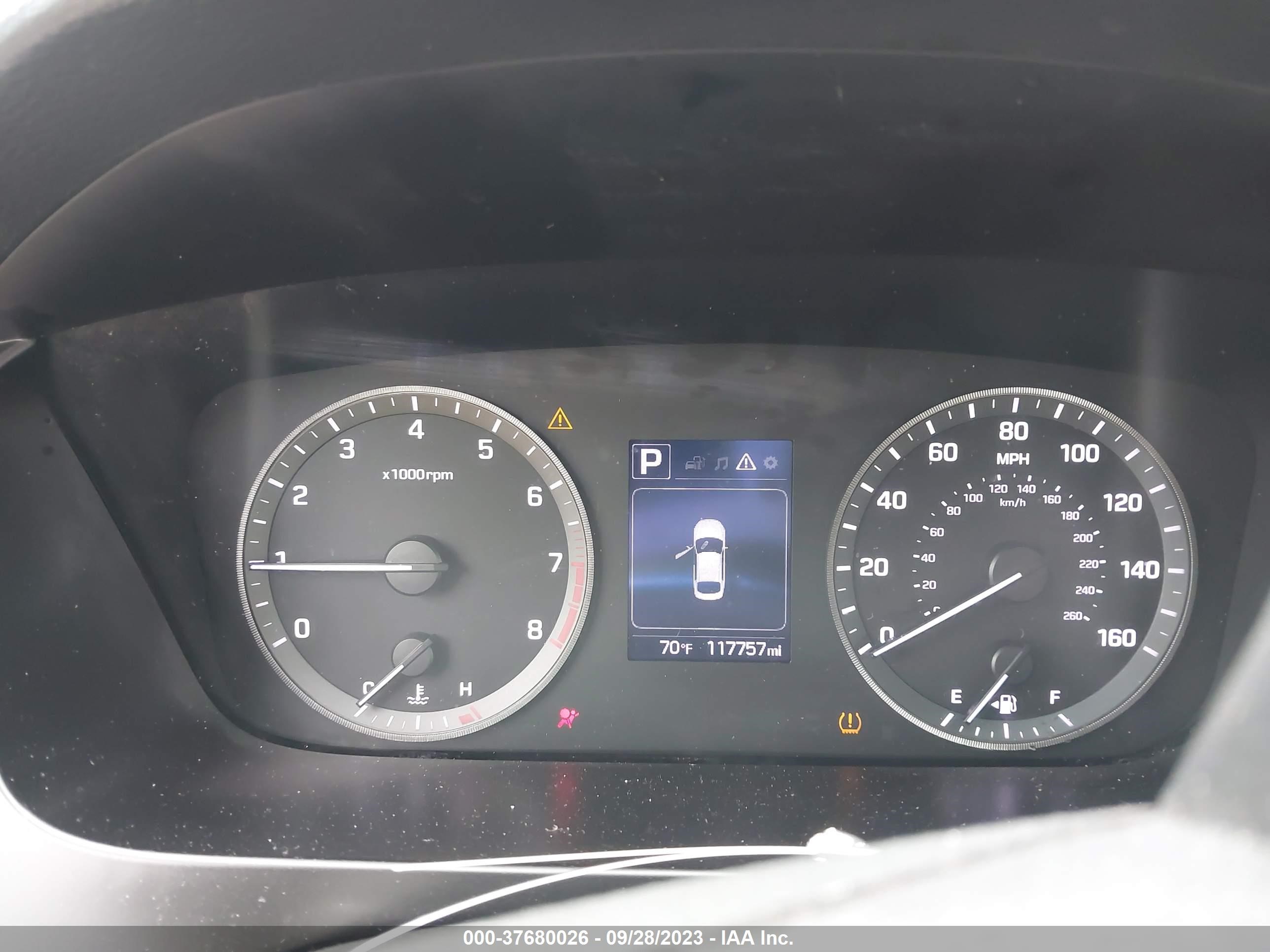 Photo 6 VIN: 5NPE24AF2HH565178 - HYUNDAI SONATA 