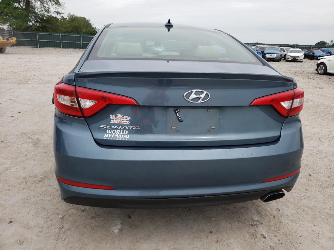 Photo 5 VIN: 5NPE24AF2HH569733 - HYUNDAI SONATA 