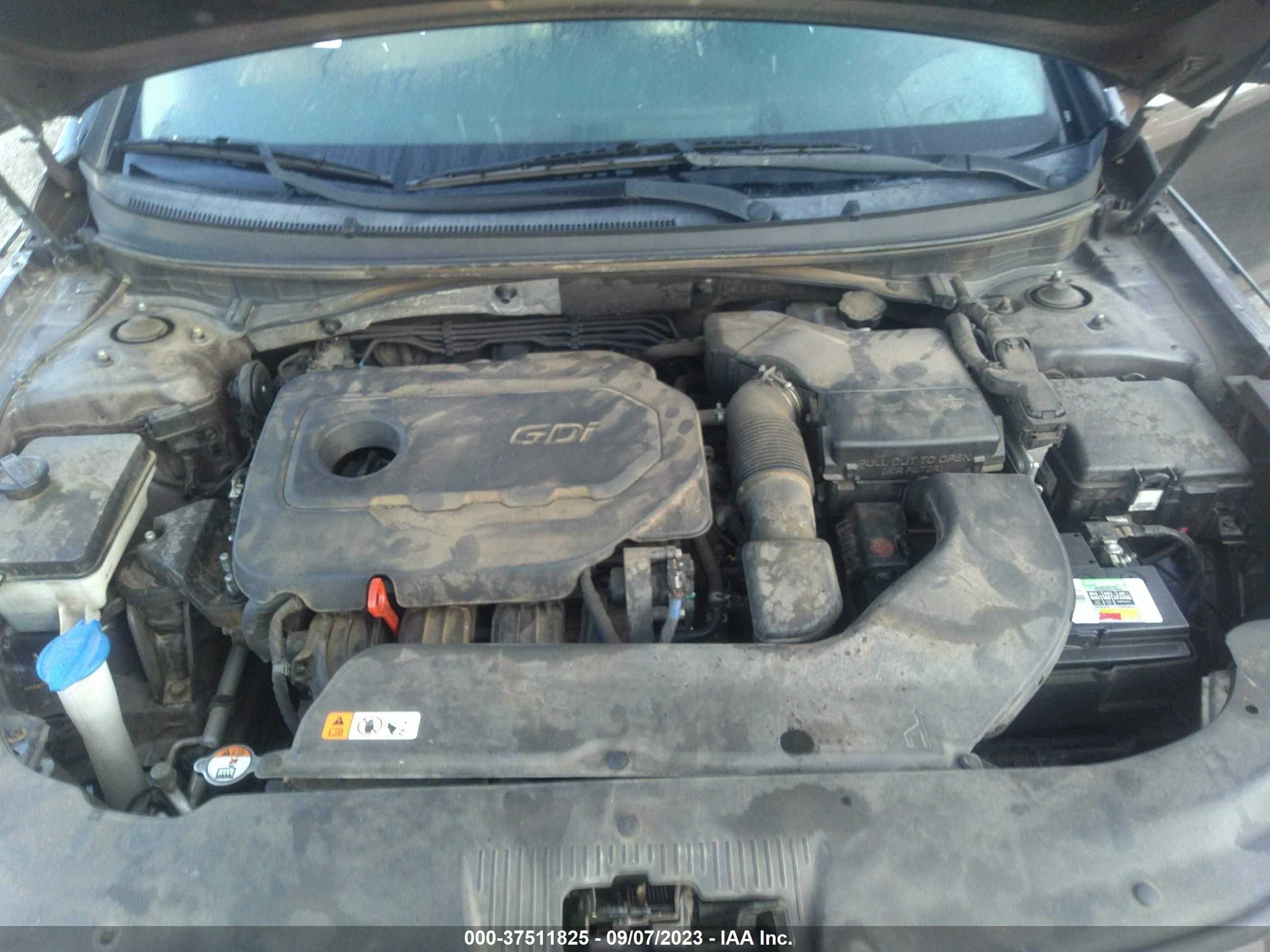 Photo 9 VIN: 5NPE24AF2HH570879 - HYUNDAI SONATA 