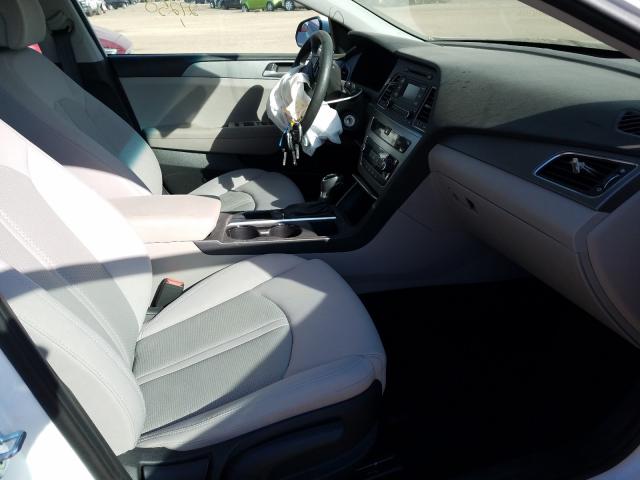 Photo 4 VIN: 5NPE24AF2HH575970 - HYUNDAI SONATA SE 