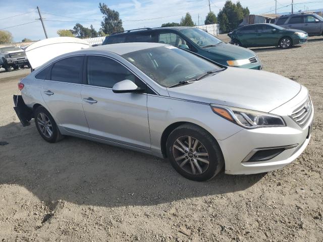 Photo 3 VIN: 5NPE24AF2HH577489 - HYUNDAI SONATA SE 