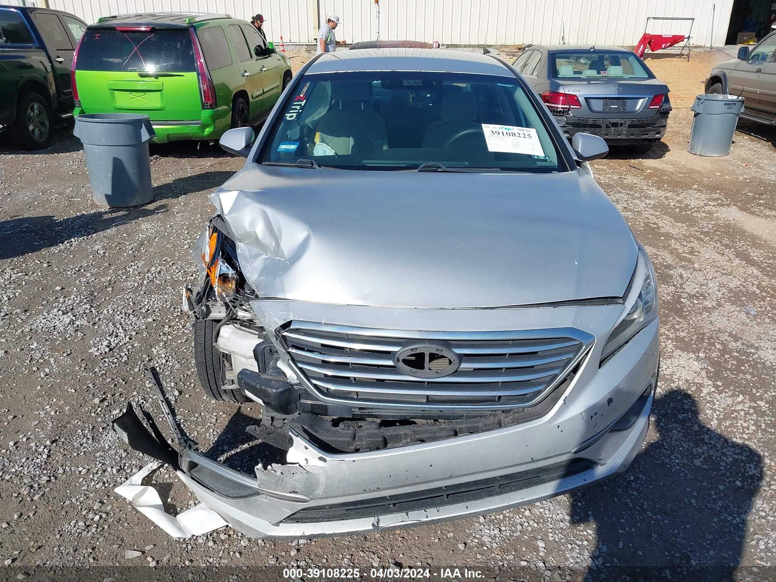 Photo 10 VIN: 5NPE24AF2HH577928 - HYUNDAI SONATA 