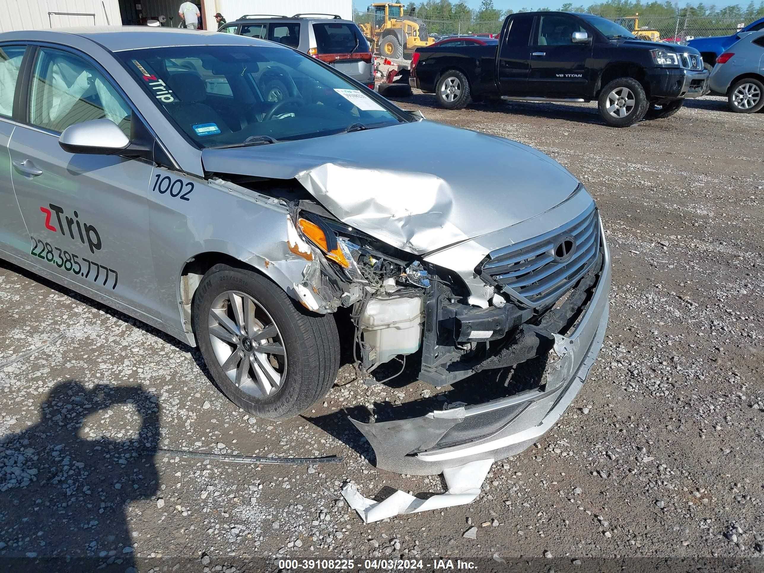 Photo 5 VIN: 5NPE24AF2HH577928 - HYUNDAI SONATA 