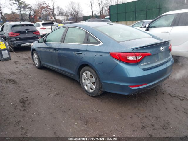 Photo 2 VIN: 5NPE24AF2HH579386 - HYUNDAI SONATA 