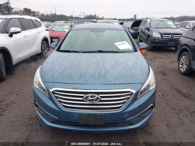 Photo 5 VIN: 5NPE24AF2HH579386 - HYUNDAI SONATA 