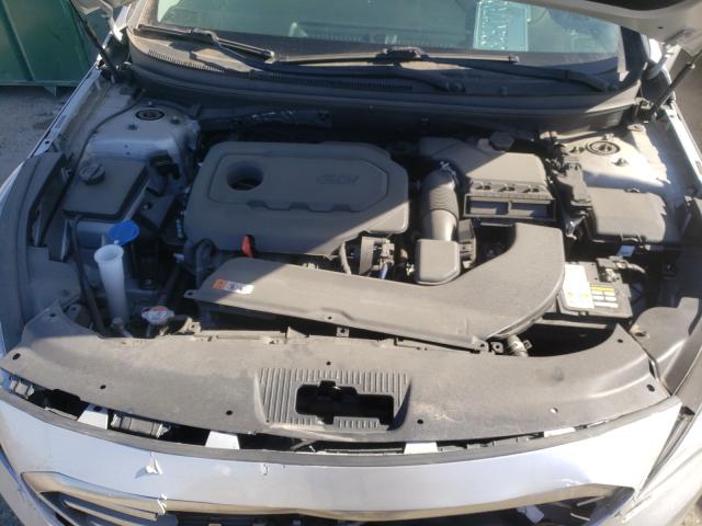 Photo 6 VIN: 5NPE24AF2HH579971 - HYUNDAI SONATA SE 