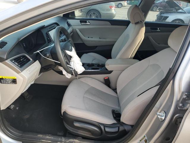 Photo 6 VIN: 5NPE24AF2HH589819 - HYUNDAI SONATA SE 