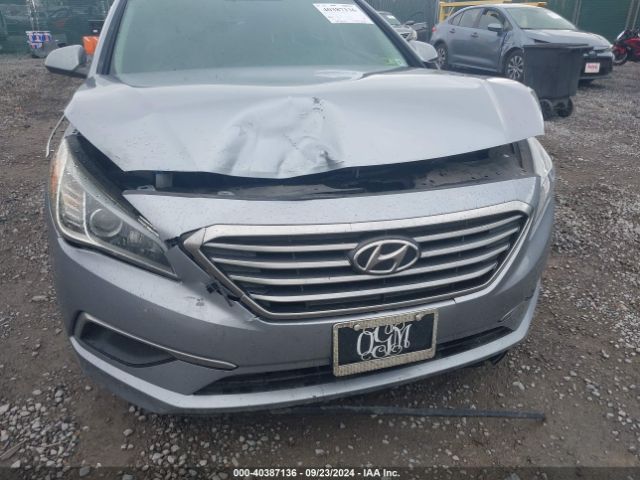 Photo 5 VIN: 5NPE24AF2HH593837 - HYUNDAI SONATA 