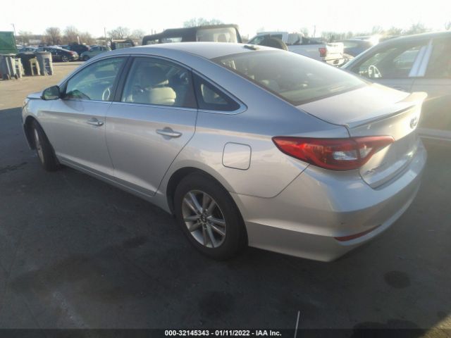 Photo 2 VIN: 5NPE24AF2HH594194 - HYUNDAI SONATA 