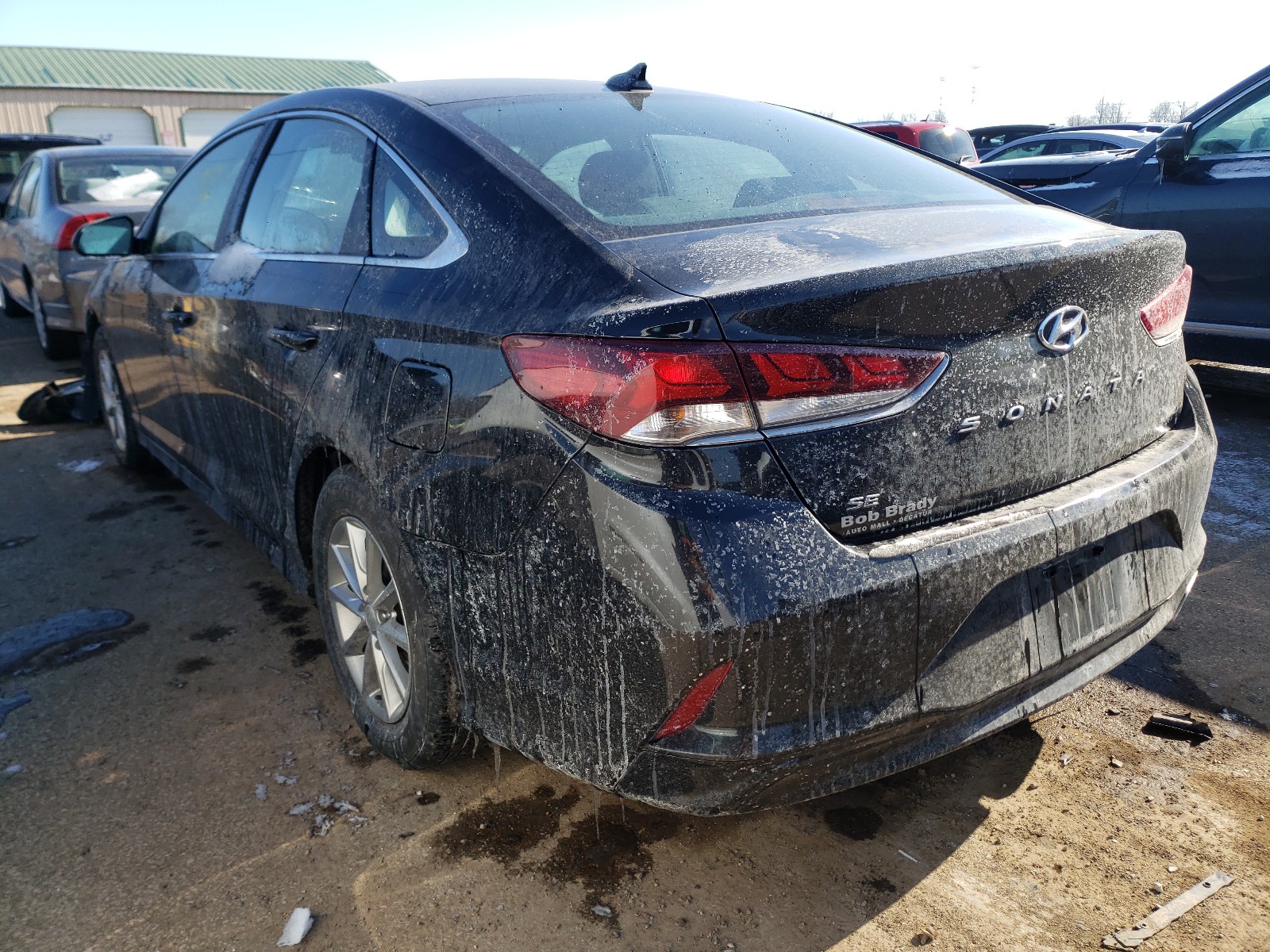 Photo 2 VIN: 5NPE24AF2JH620198 - HYUNDAI SONATA SE 