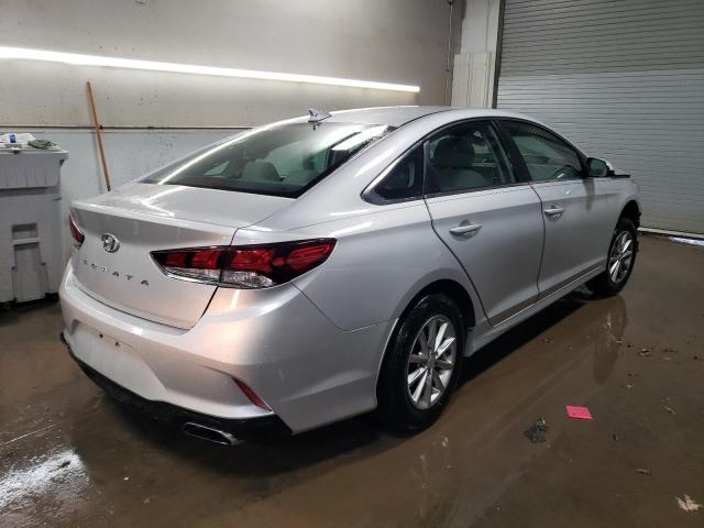 Photo 2 VIN: 5NPE24AF2JH620959 - HYUNDAI SONATA 