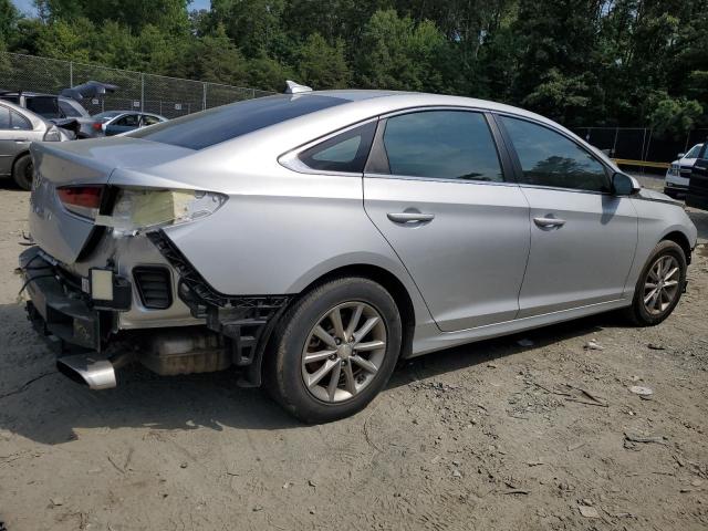 Photo 2 VIN: 5NPE24AF2JH643142 - HYUNDAI SONATA SE 