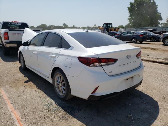 Photo 2 VIN: 5NPE24AF2JH655260 - HYUNDAI SONATA SE 