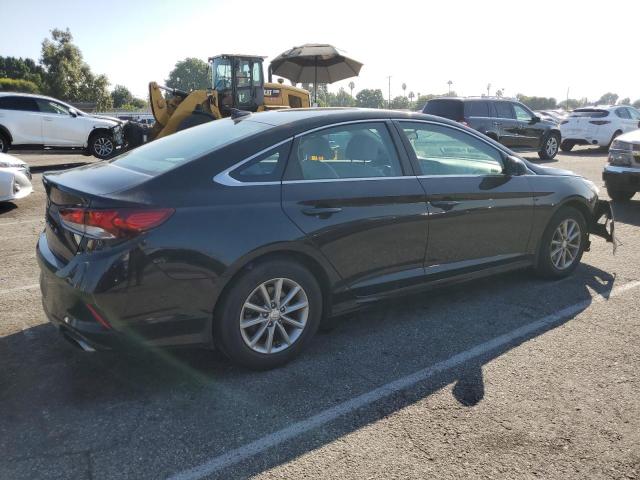 Photo 2 VIN: 5NPE24AF2JH697024 - HYUNDAI SONATA SE 