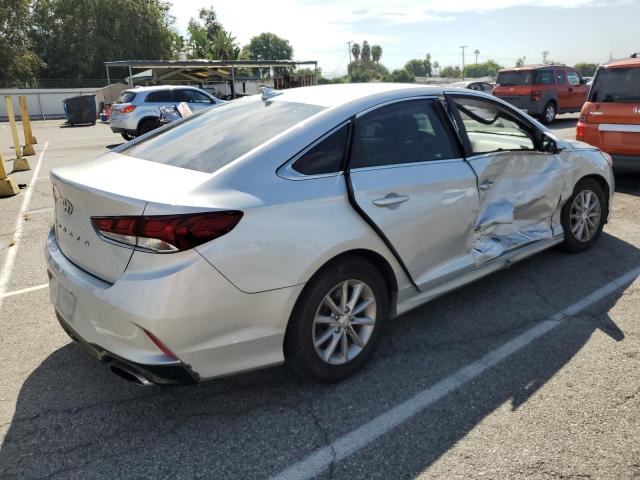 Photo 2 VIN: 5NPE24AF2JH699095 - HYUNDAI SONATA SE 