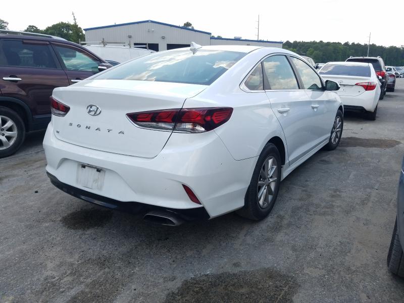 Photo 3 VIN: 5NPE24AF2JH699694 - HYUNDAI SONATA 