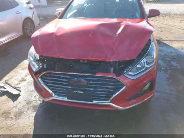 Photo 5 VIN: 5NPE24AF2JH700147 - HYUNDAI SONATA 