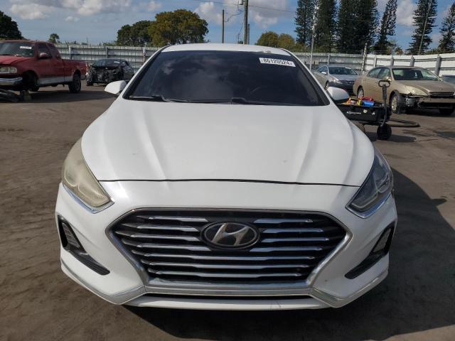 Photo 4 VIN: 5NPE24AF2JH707518 - HYUNDAI SONATA SE 