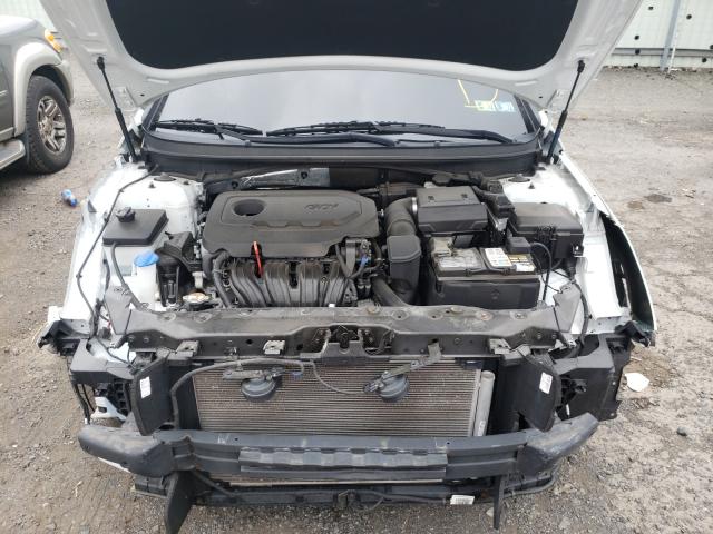 Photo 6 VIN: 5NPE24AF2JH714081 - HYUNDAI SONATA SE 