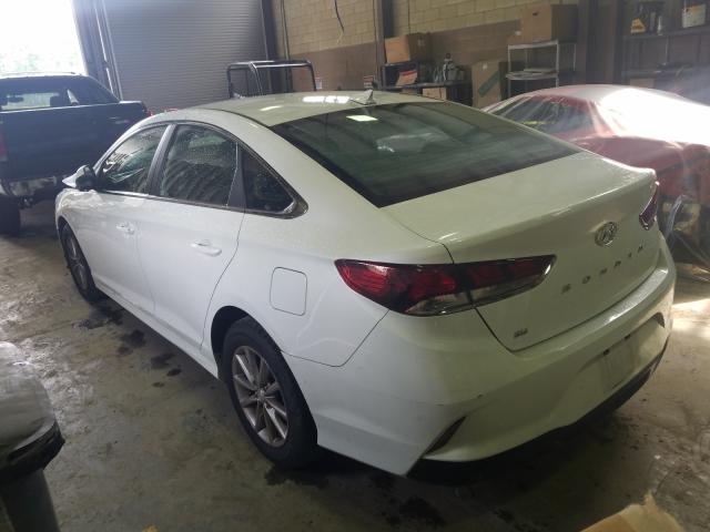 Photo 2 VIN: 5NPE24AF2JH726165 - HYUNDAI SONATA SE 