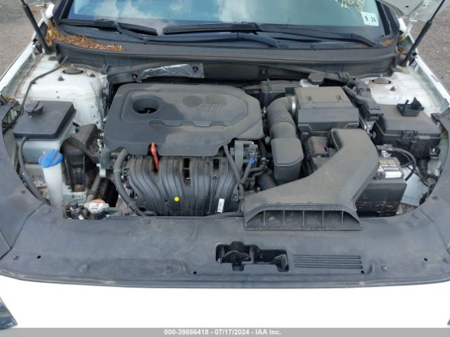 Photo 9 VIN: 5NPE24AF2KH737183 - HYUNDAI SONATA 