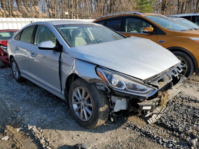 Photo 3 VIN: 5NPE24AF2KH740259 - HYUNDAI SONATA SE 