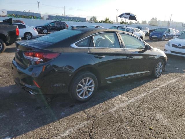 Photo 2 VIN: 5NPE24AF2KH745123 - HYUNDAI SONATA SE 