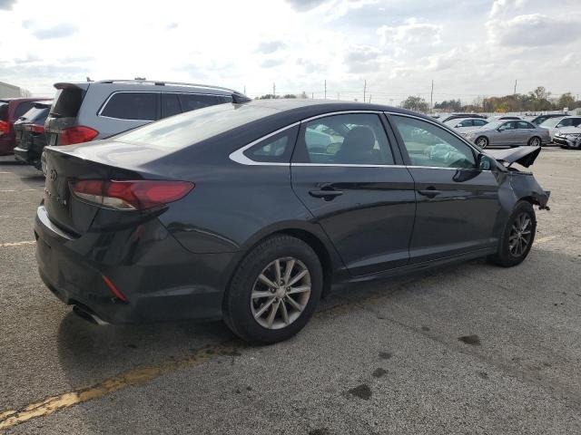 Photo 2 VIN: 5NPE24AF2KH745445 - HYUNDAI SONATA SE 