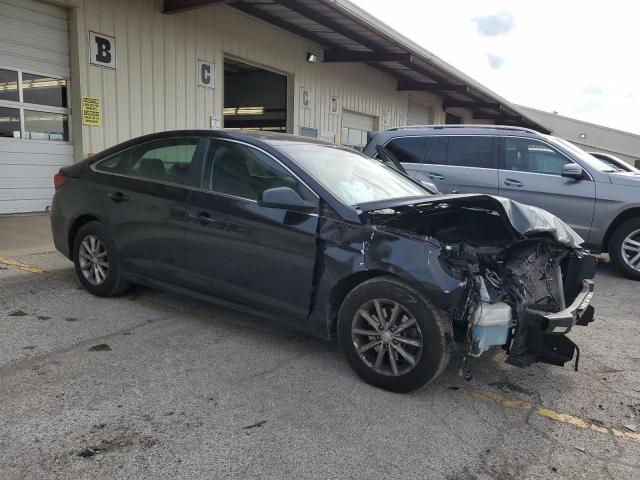 Photo 3 VIN: 5NPE24AF2KH745445 - HYUNDAI SONATA SE 