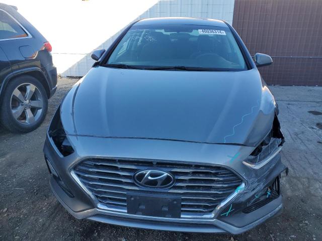 Photo 4 VIN: 5NPE24AF2KH747521 - HYUNDAI SONATA 