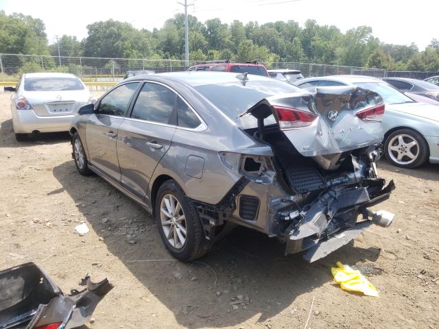 Photo 2 VIN: 5NPE24AF2KH752475 - HYUNDAI SONATA SE 