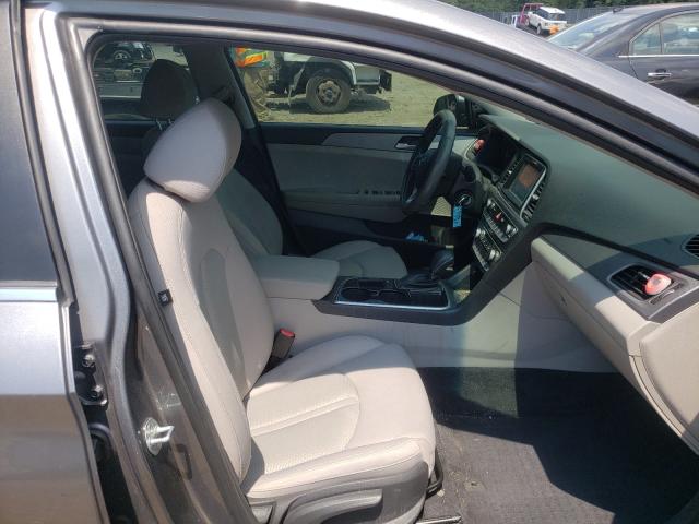 Photo 4 VIN: 5NPE24AF2KH752475 - HYUNDAI SONATA SE 