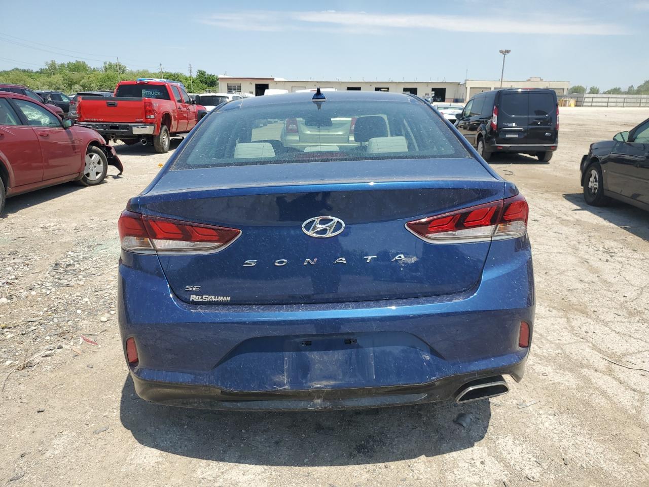 Photo 5 VIN: 5NPE24AF2KH758583 - HYUNDAI SONATA 