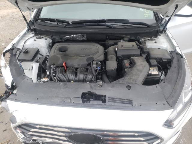 Photo 6 VIN: 5NPE24AF2KH760110 - HYUNDAI SONATA SE 