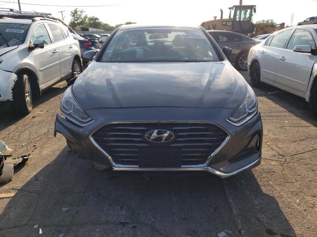 Photo 4 VIN: 5NPE24AF2KH802064 - HYUNDAI SONATA SE 