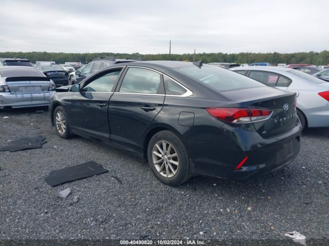 Photo 2 VIN: 5NPE24AF2KH803182 - HYUNDAI SONATA 