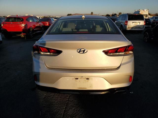 Photo 5 VIN: 5NPE24AF2KH805594 - HYUNDAI SONATA SE 