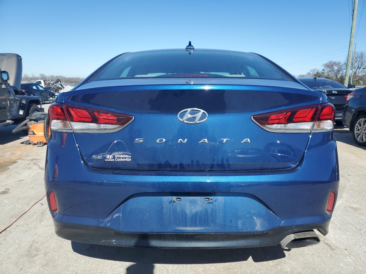 Photo 5 VIN: 5NPE24AF2KH807880 - HYUNDAI SONATA 