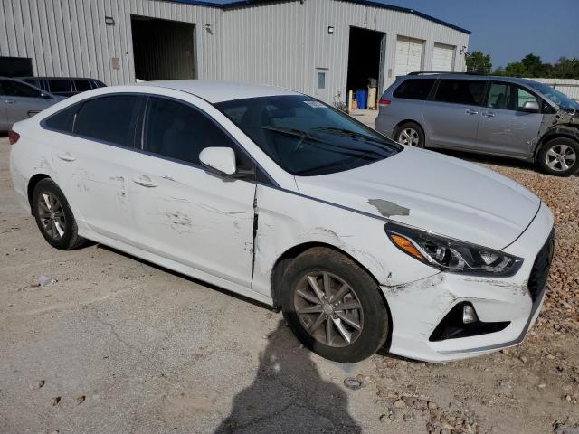 Photo 3 VIN: 5NPE24AF2KH815624 - HYUNDAI SONATA SE 