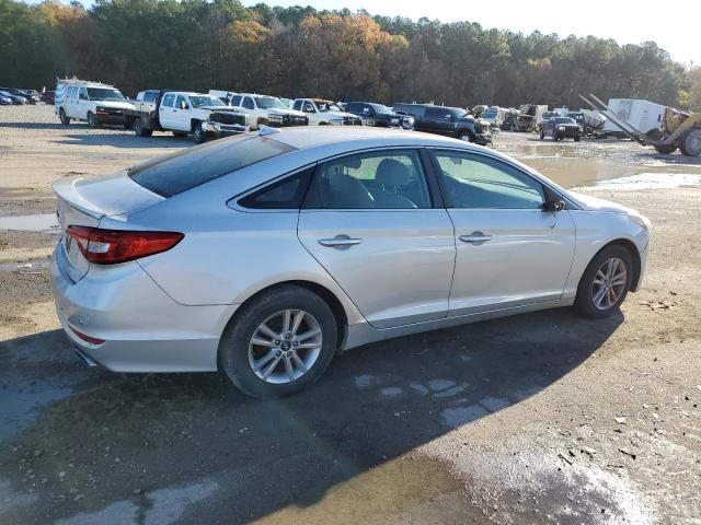 Photo 2 VIN: 5NPE24AF3FH028655 - HYUNDAI SONATA SE 