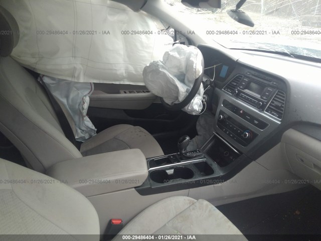 Photo 4 VIN: 5NPE24AF3FH042135 - HYUNDAI SONATA 