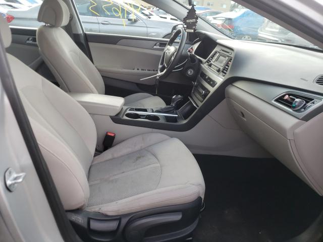 Photo 4 VIN: 5NPE24AF3FH048789 - HYUNDAI SONATA SE 