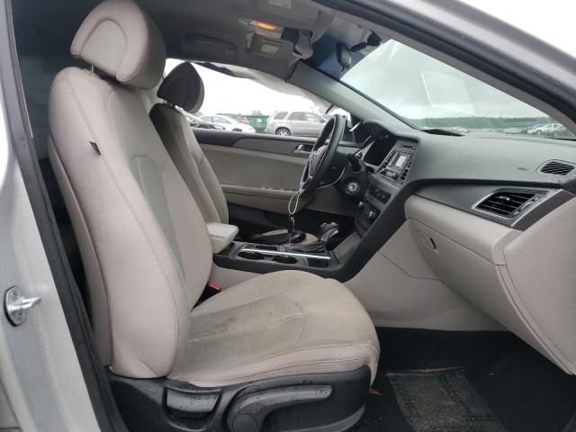 Photo 4 VIN: 5NPE24AF3FH050770 - HYUNDAI SONATA SE 